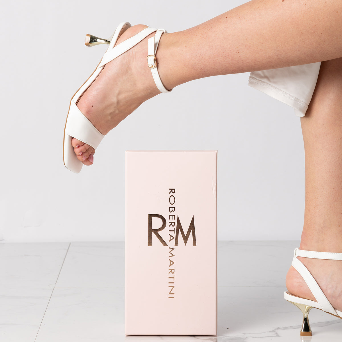 Sandalo Zoe con Cinturino Bianco