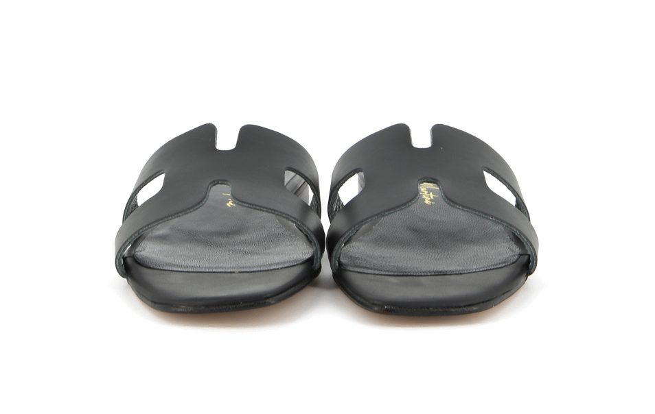 Paris Black flat sandal