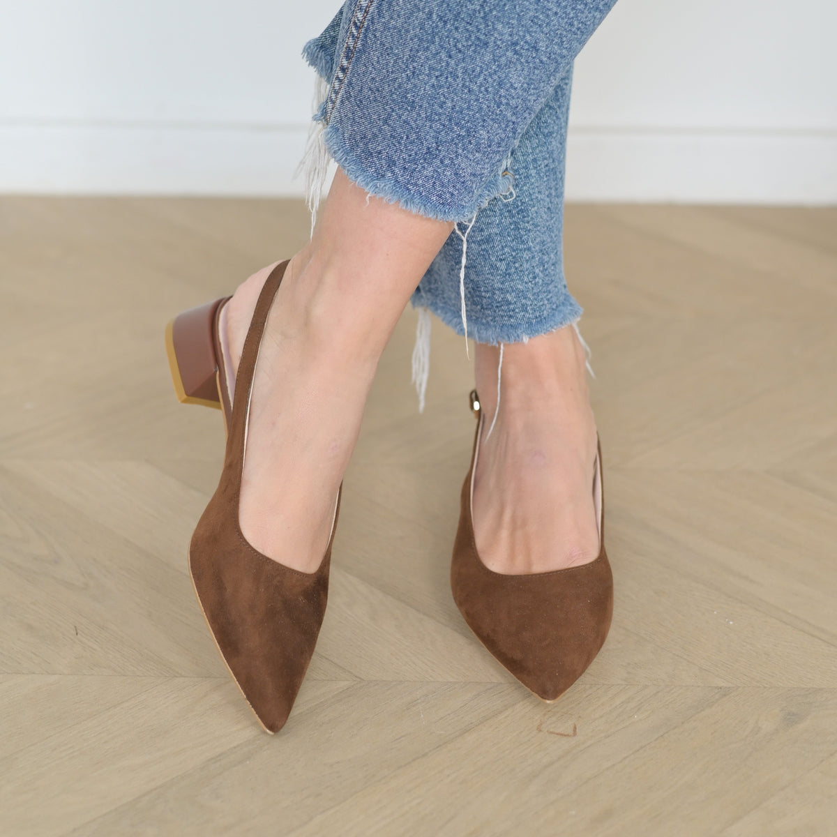 Noemi Décolleté Ballerine avec Bracelet Noir